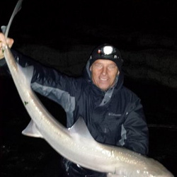 Rob Yorke with a shore caught Starry Smoothhound - 13lb 15oz (12th July 2014)