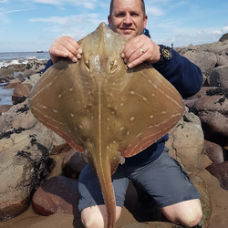 Mark Bryce with a Ray, Small Eyed of 11lb 0oz