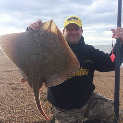 Mark Bryce with a shore caught Blonde Ray - 11 lb. 9 oz. (02/04/2017)