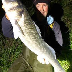 Scott Smy with a Bass of 9lb 1oz