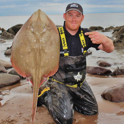 Andy Webb with a Ray, Blonde of 13lb 0oz