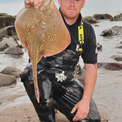 Andy Webb with a Ray, Spotted of 3lb 12oz