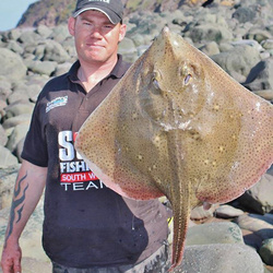 Andy Webb with a Ray, Blonde of 12lb 4oz