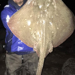 Mark Hayman with a Ray, Blonde of 10lb 10oz