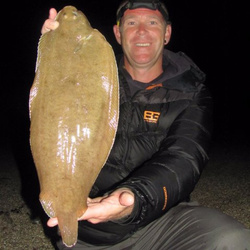 Steve Arnold with a shore caught Sole - 2lb (18th September 2016)