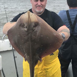 Tony Swain with a Ray, Small Eyed of 9lb 0oz