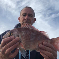 Rob Wheaton with a Bream, Couches of 1lb 7oz 14dr