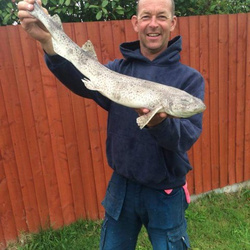 Steve Nicholson with a shore caught Dogfish - 3lb 7oz (21st August 2016)